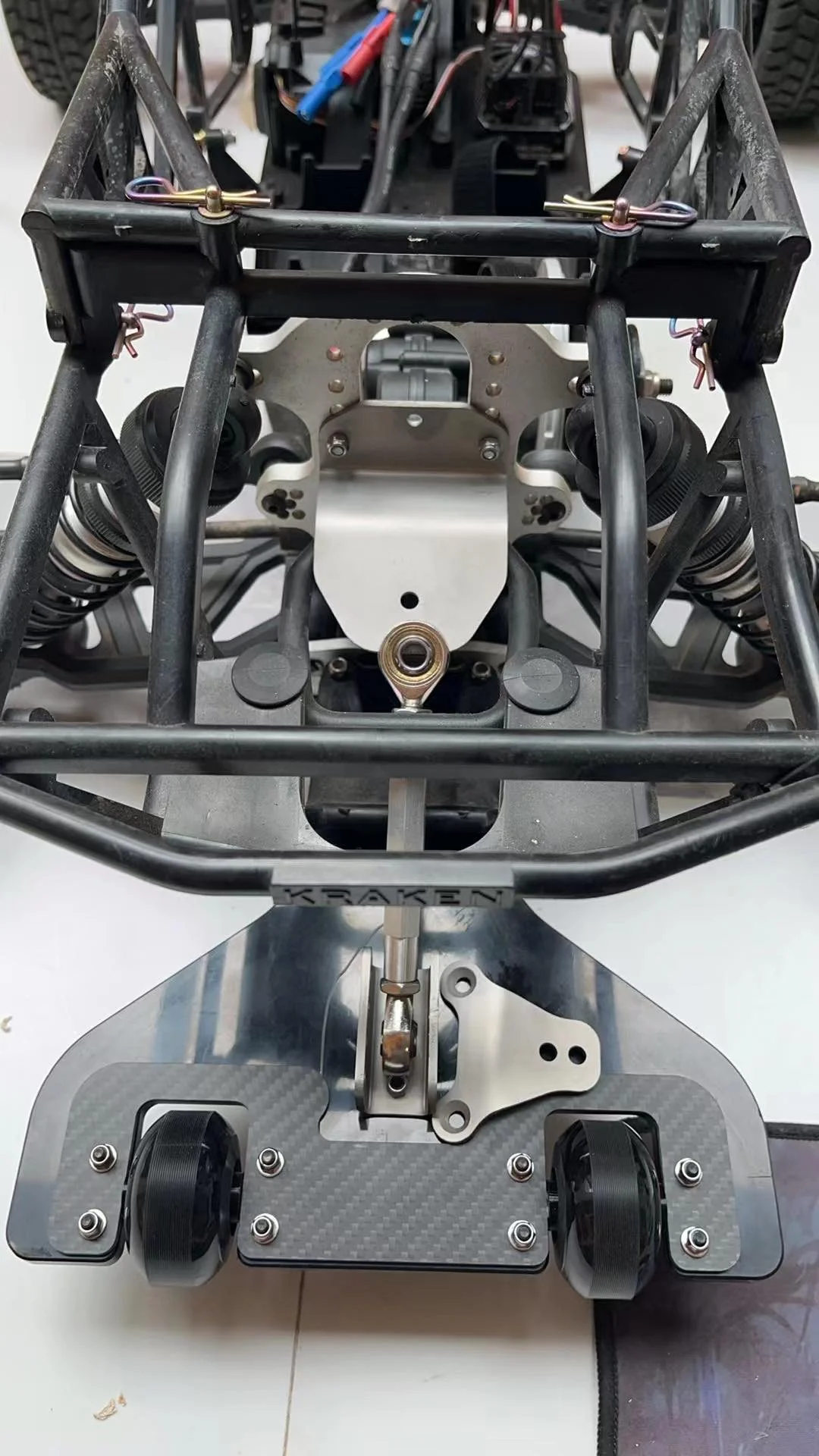 Bebop Wheelie Bar (for Baja, Hybrids, Losi 5T or Vesla) - Image 8