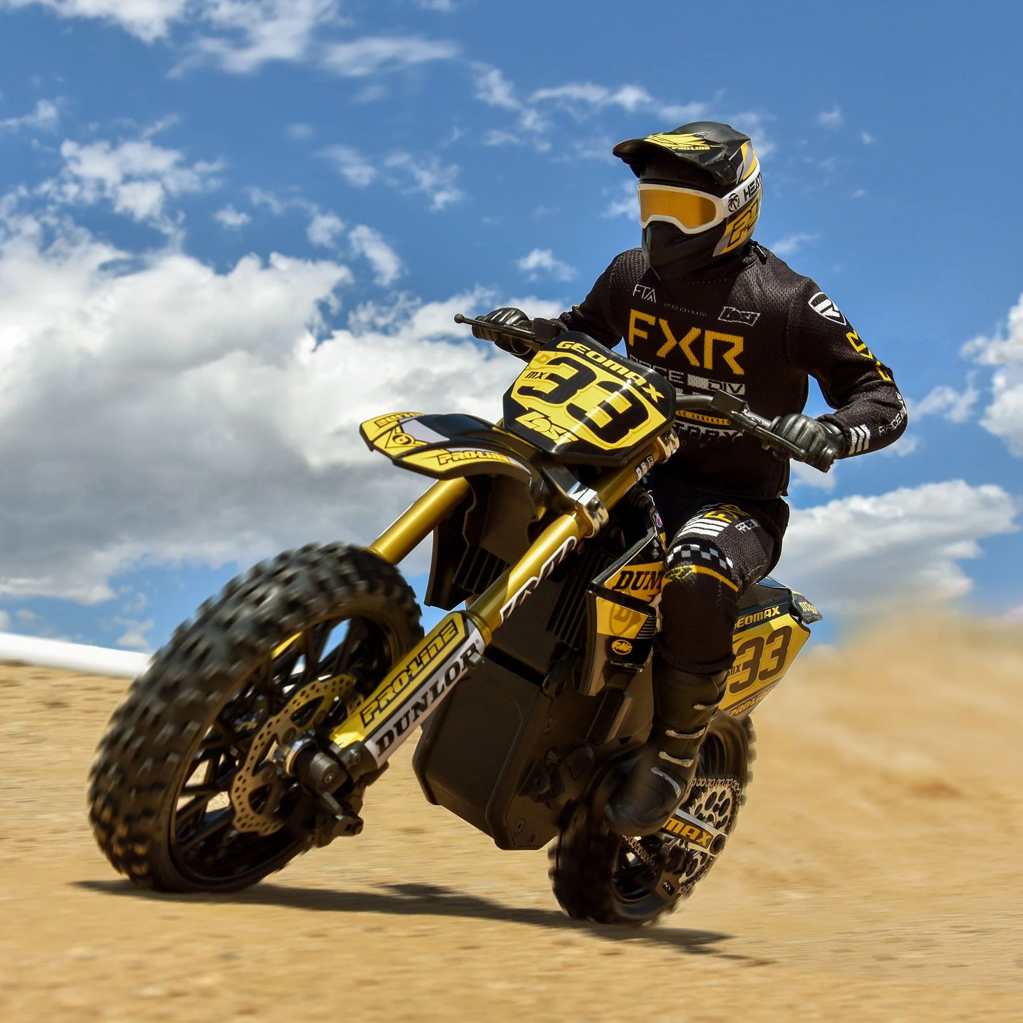 1/4 Dunlop Geomax MX33 V2 Bead M2 Rear Tire: Promoto-MX - Image 6