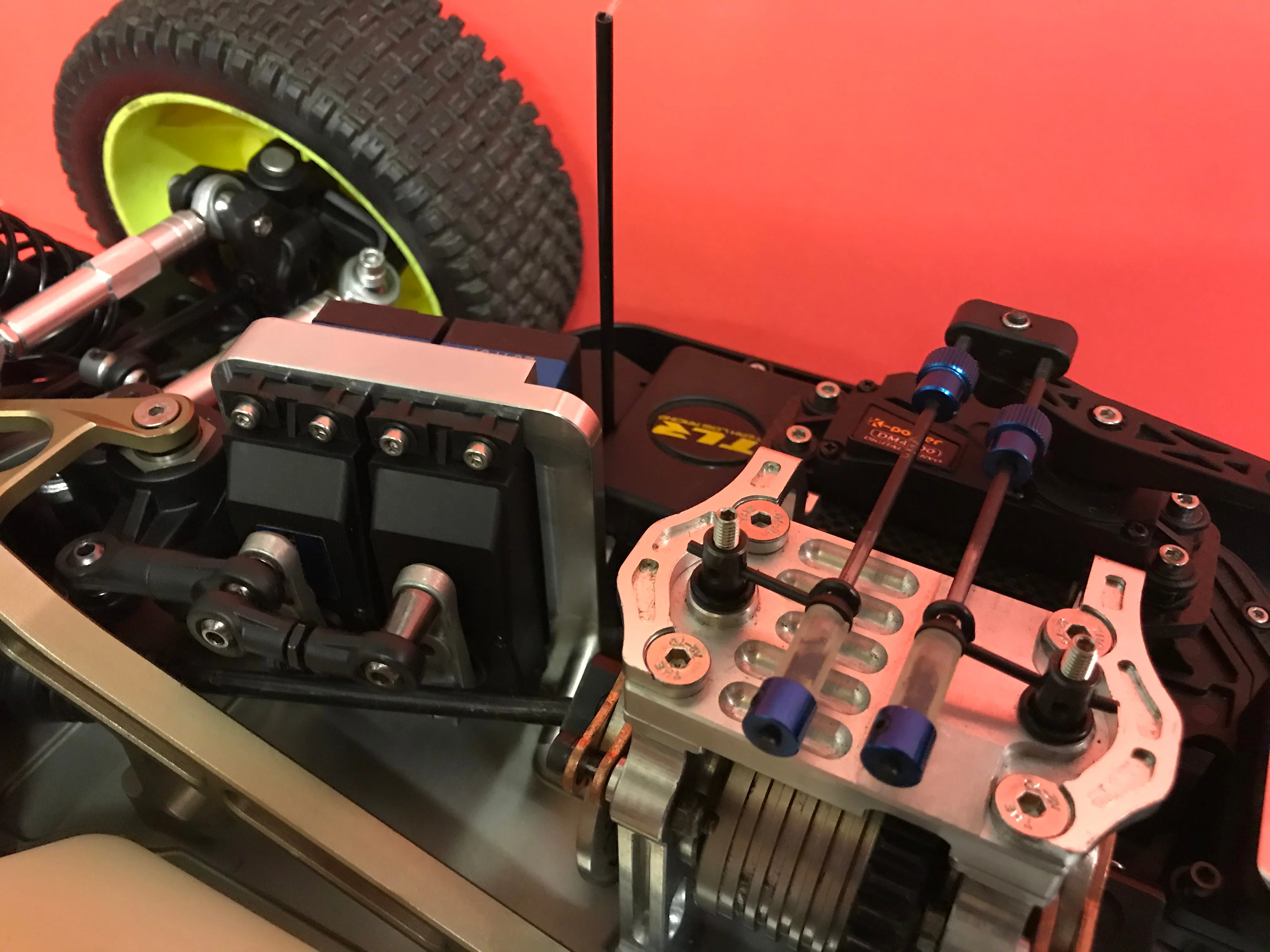JS Performance LOSI 5B Billet Dual Servo Tray - Image 2