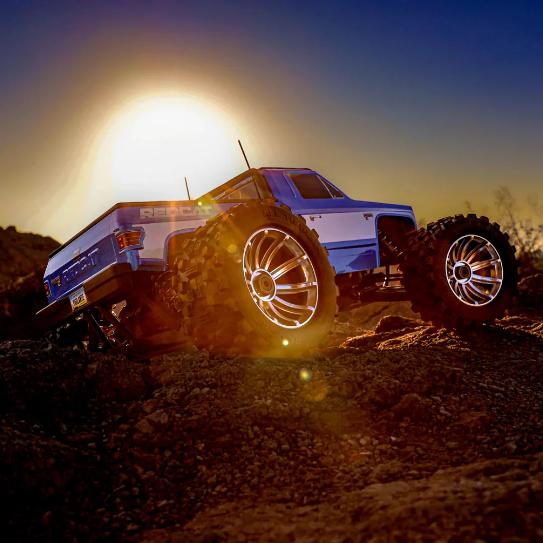 Redcat Vigilante 8S Hobbywing 1/5 Scale Brushless Monster Truck - RER28035 - Image 23