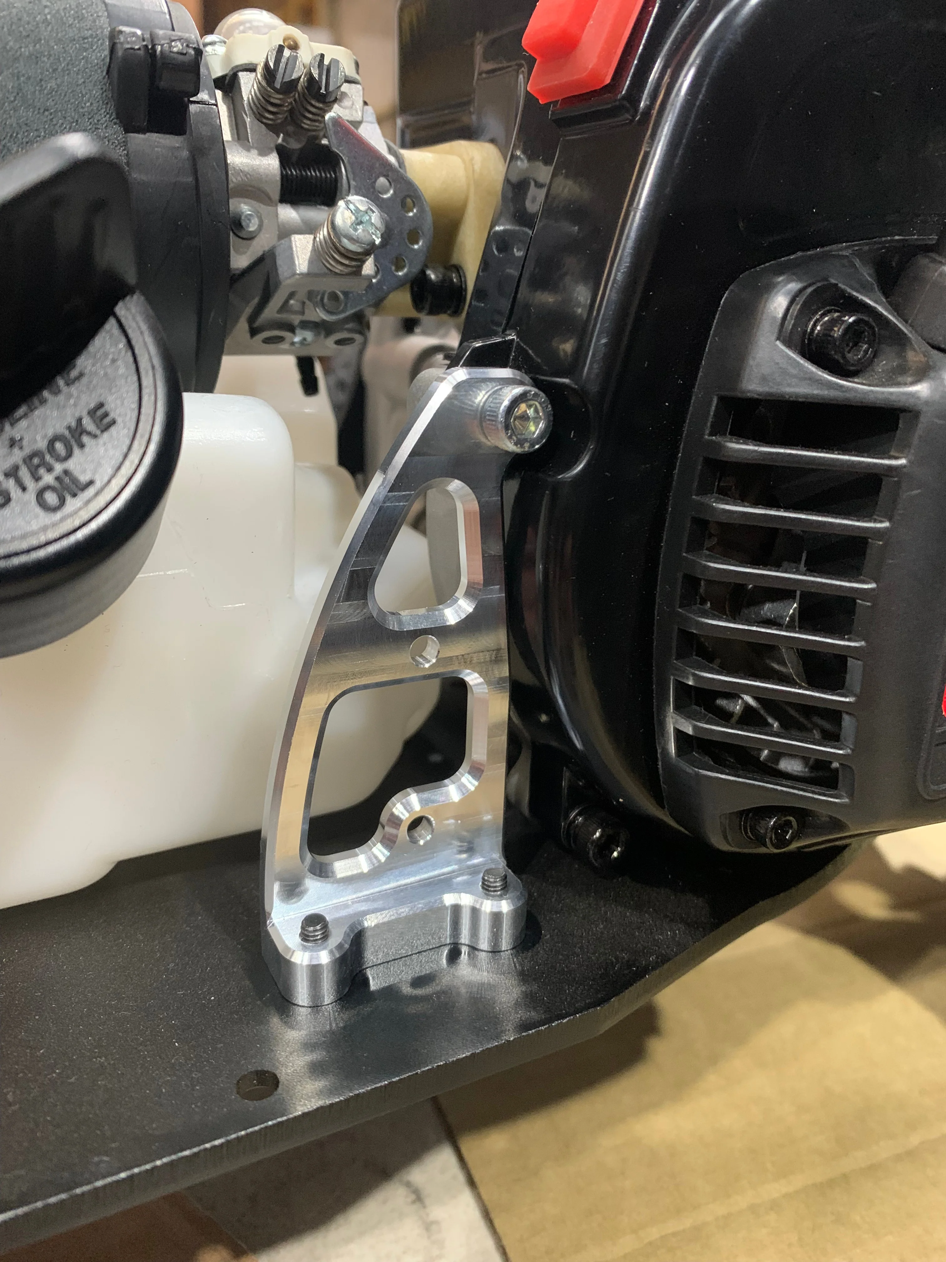 TAYLOR VESLA Billet LH Engine Bracket - Image 4